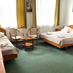2* Gæstehus Broadway City