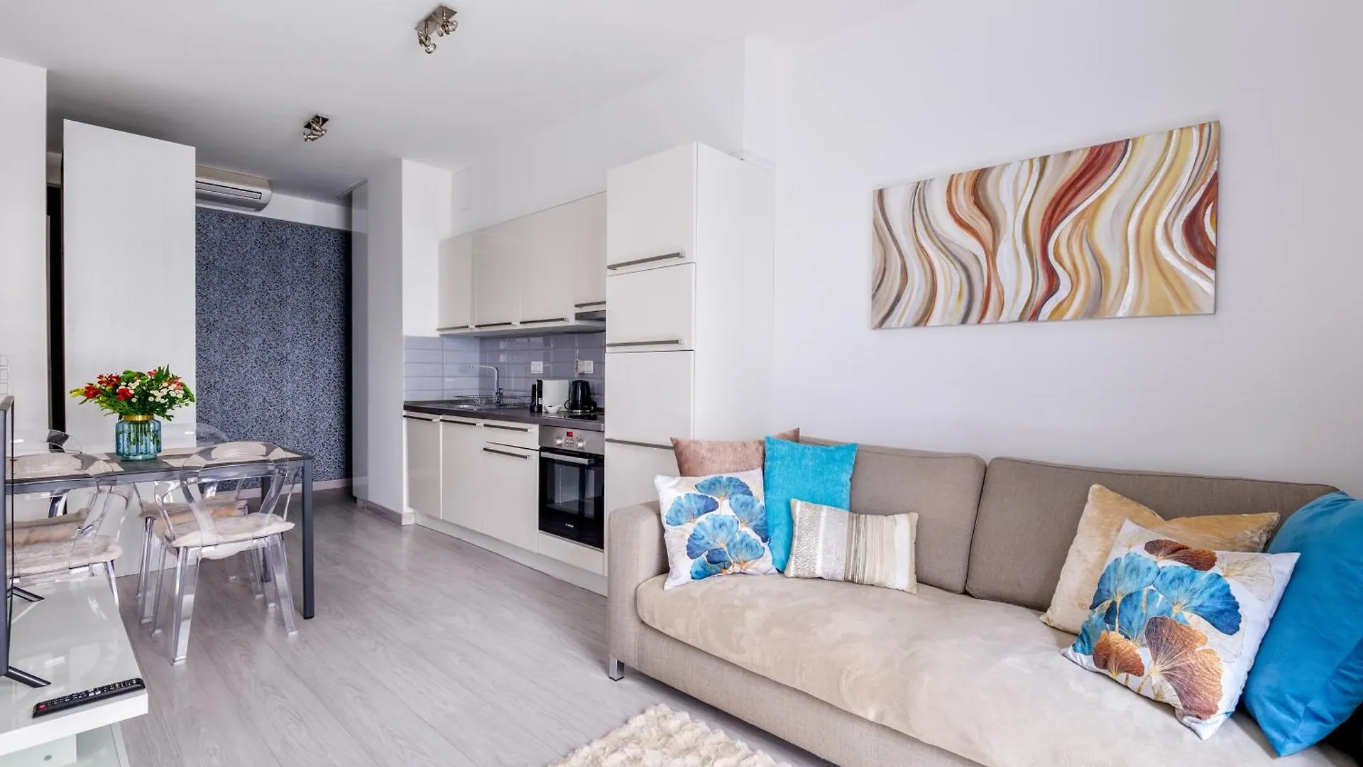 Rames-Cosmo Downtown Apartment With Rooftop Pool Budapest